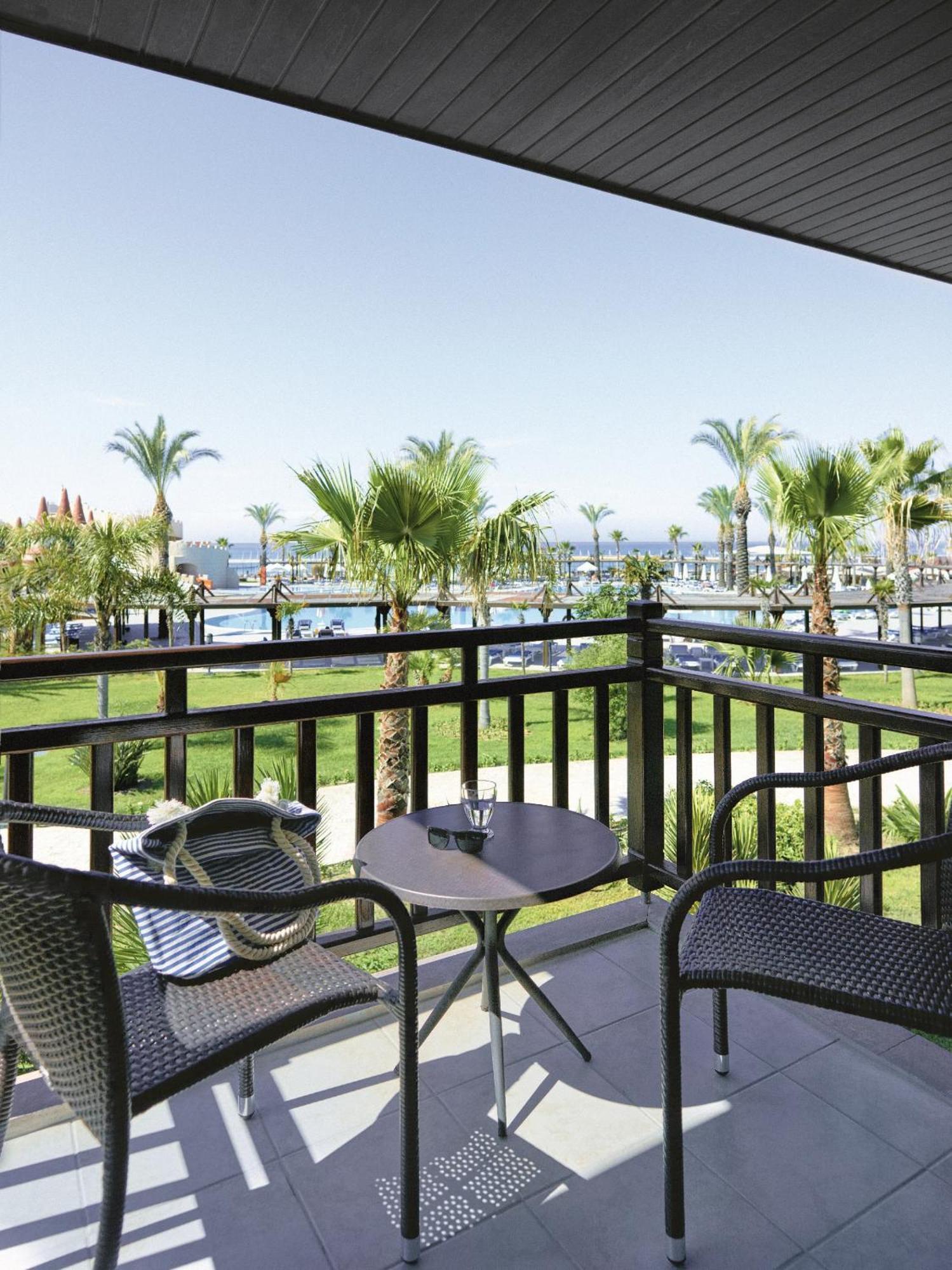 Tui Blue Palm Garden Hotel Сиде Стая снимка