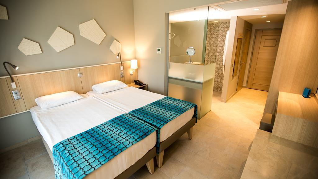 Tui Blue Palm Garden Hotel Сиде Екстериор снимка
